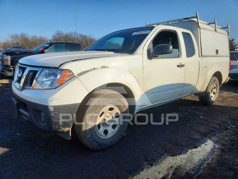 2017 Nissan FRONTIER photo