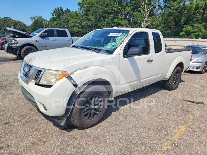 2017 Nissan FRONTIER фото