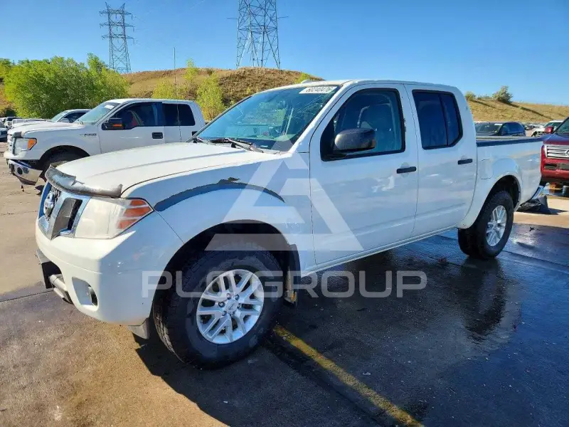 2017 Nissan FRONTIER photo