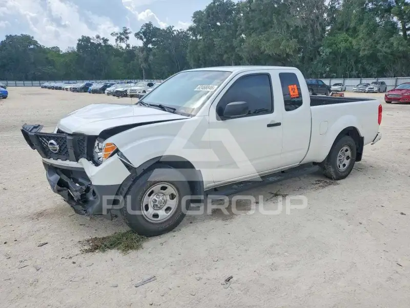 2017 Nissan FRONTIER фото