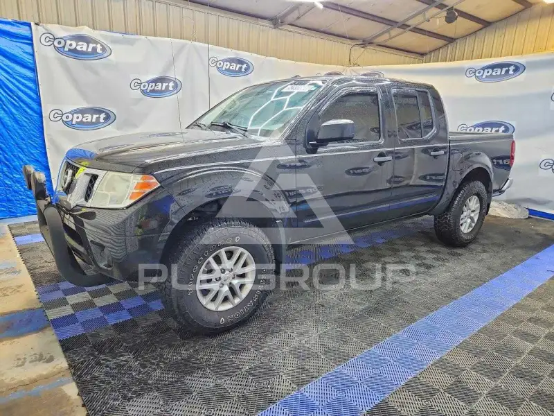 2017 Nissan FRONTIER photo