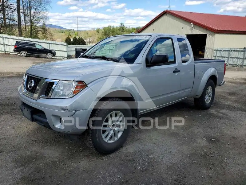 2017 Nissan FRONTIER photo