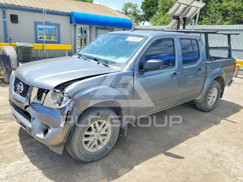 2017 Nissan FRONTIER фото
