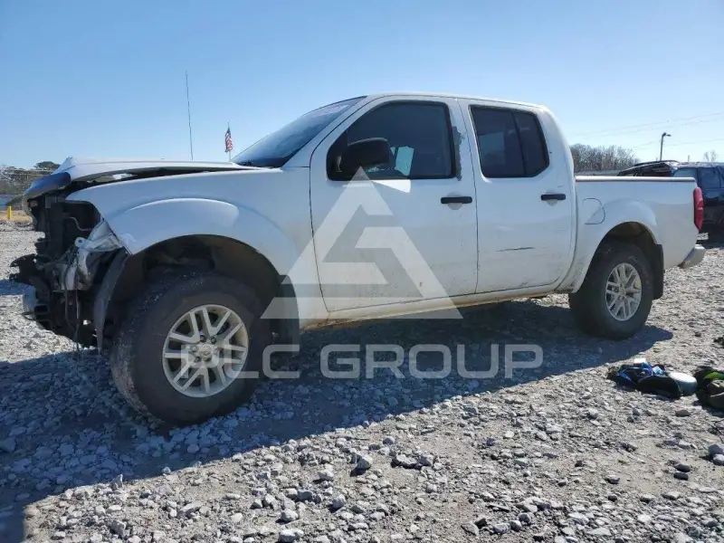 2017 Nissan FRONTIER photo