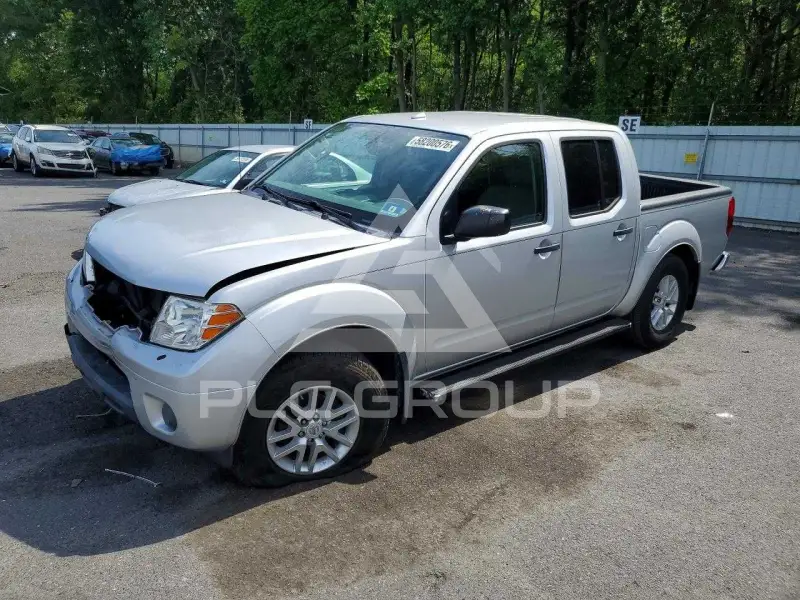 2017 Nissan FRONTIER фото