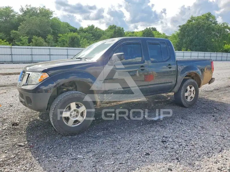 2017 Nissan FRONTIER фото