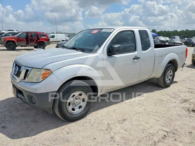 2017 Nissan FRONTIER photo