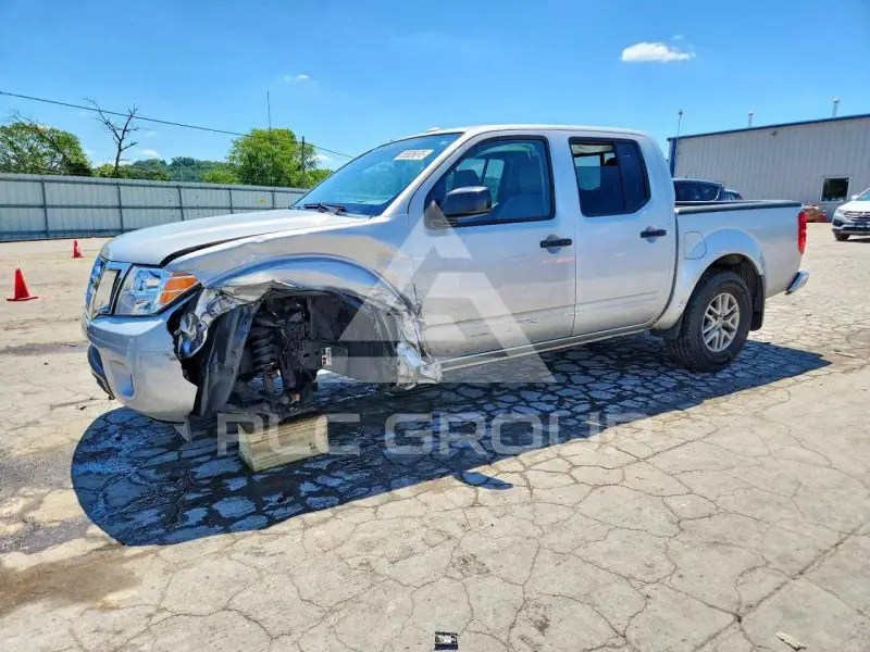 2017 Nissan FRONTIER фото