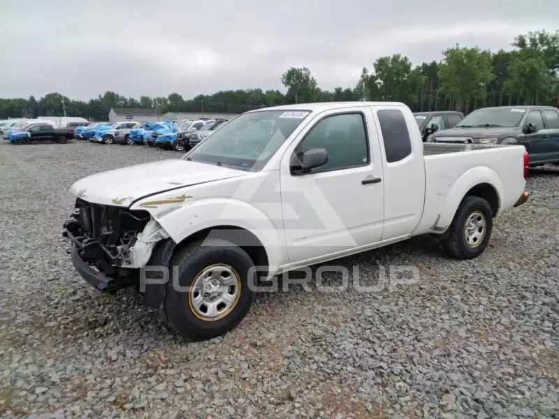 2017 Nissan FRONTIER фото