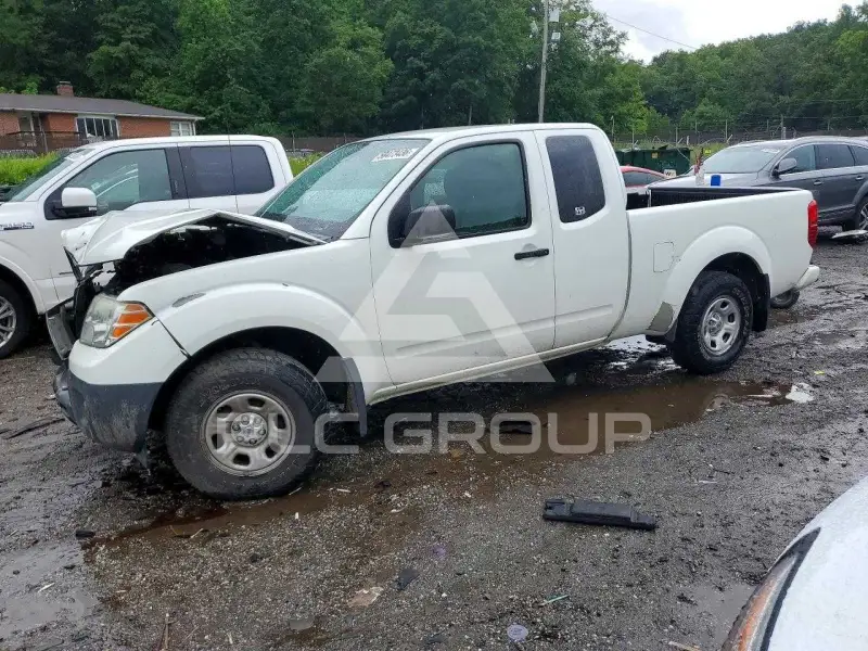 2017 Nissan FRONTIER фото