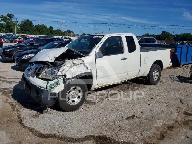 2017 Nissan FRONTIER фото