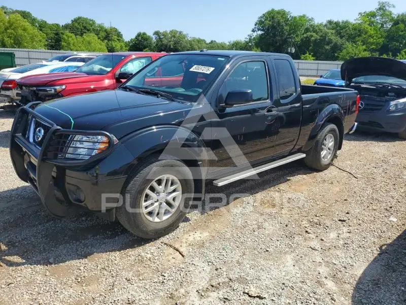 2017 Nissan FRONTIER photo
