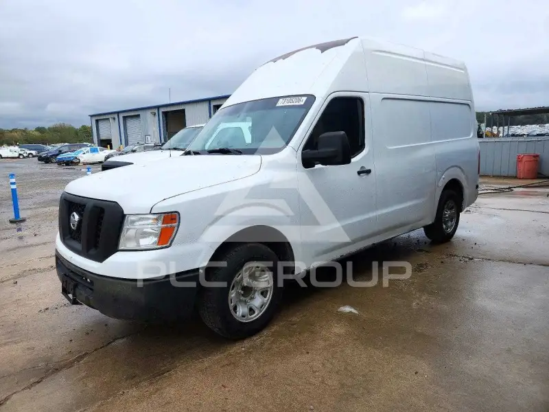 2017 Nissan NV фото