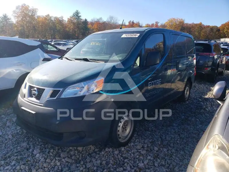 2017 Nissan NV 200 фото