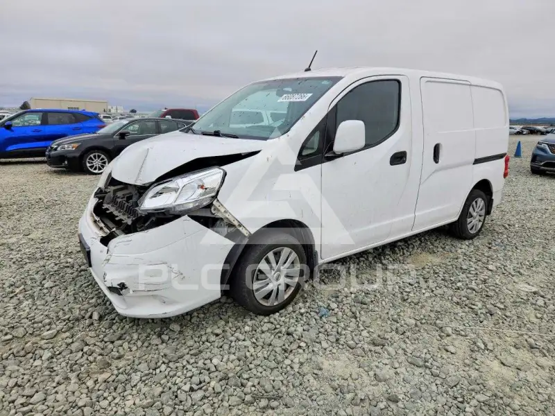 2017 Nissan NV фото
