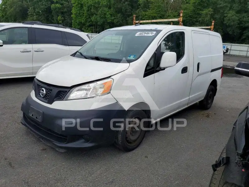 2017 Nissan NV photo