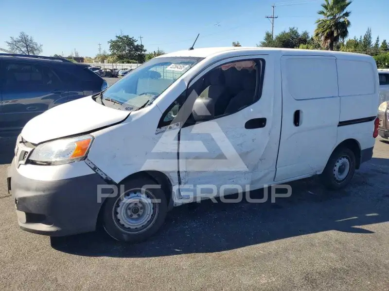 2017 Nissan NV photo