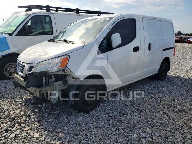 2017 Nissan NV фото