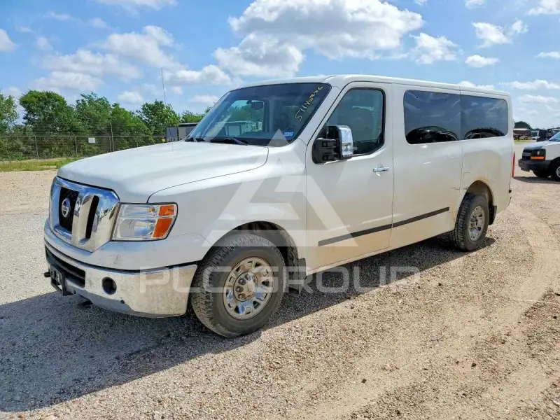 2017 Nissan NV фото
