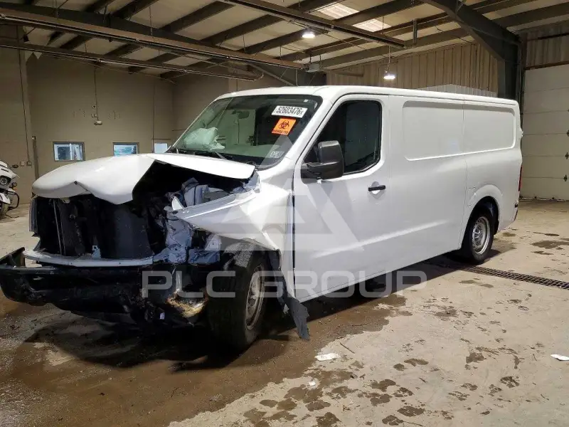2017 Nissan NV фото
