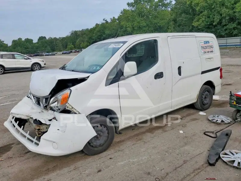 2017 Nissan NV photo