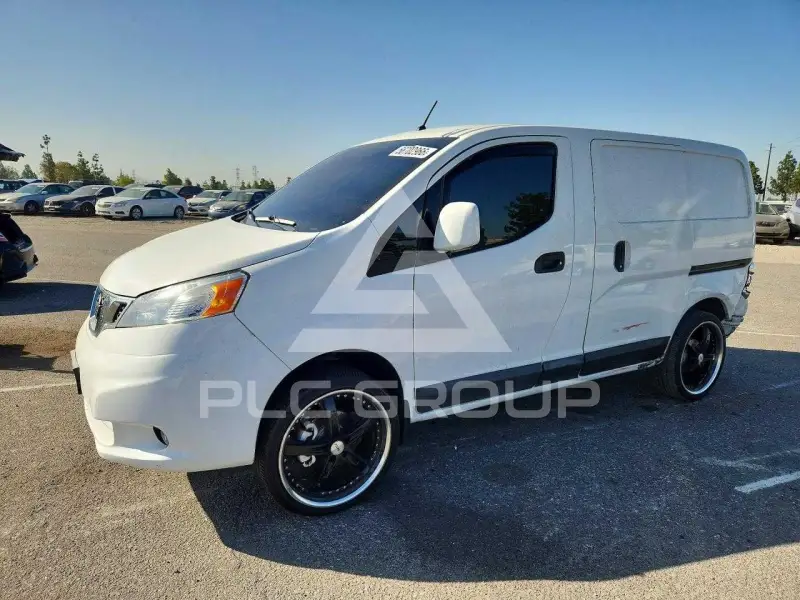 2017 Nissan NV 200 photo