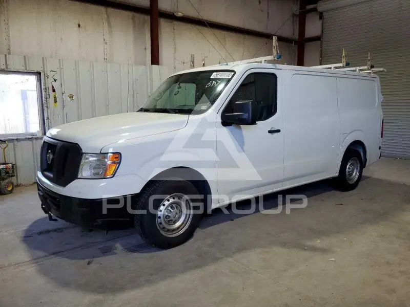 2017 Nissan NV фото
