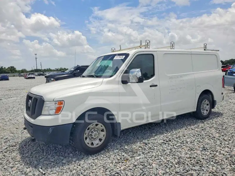 2017 Nissan NV фото