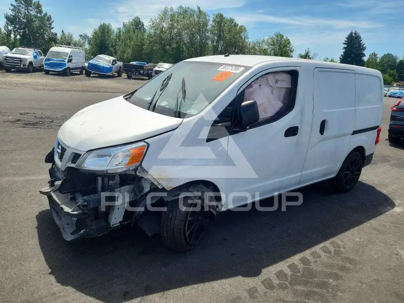 2017 Nissan NV 200 фото