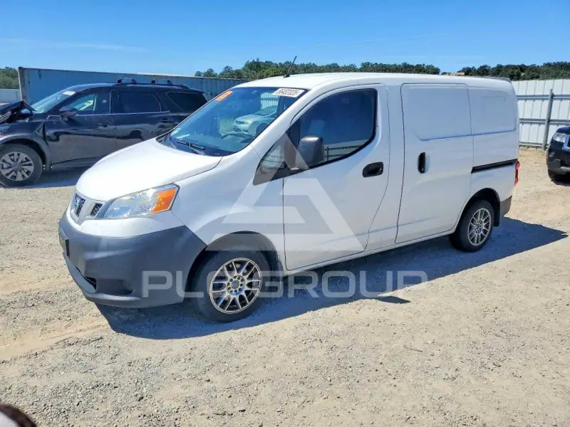 2017 Nissan NV фото