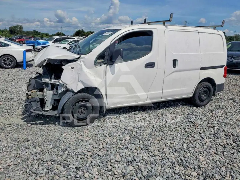 2017 Nissan NV фото