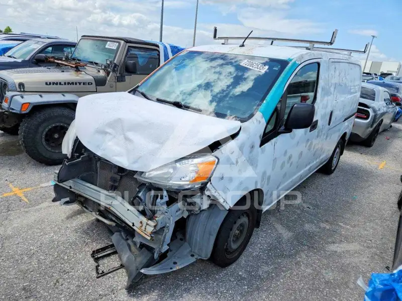 2017 Nissan NV фото