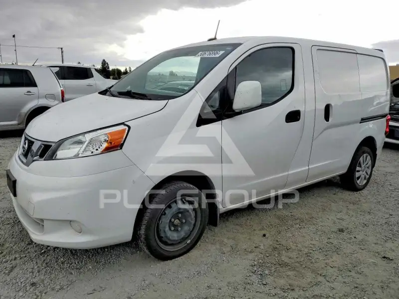 2017 Nissan NV фото