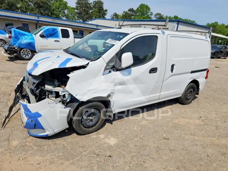 2017 Nissan NV фото