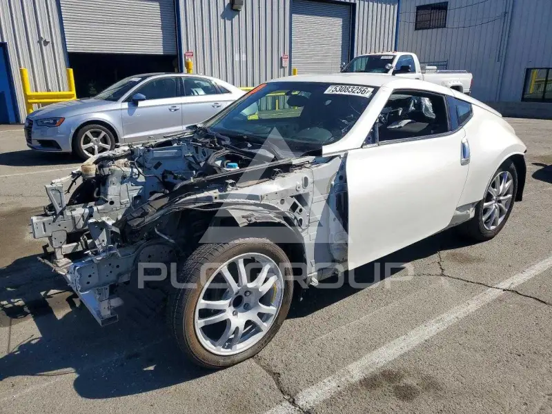 2017 Nissan 370Z фото