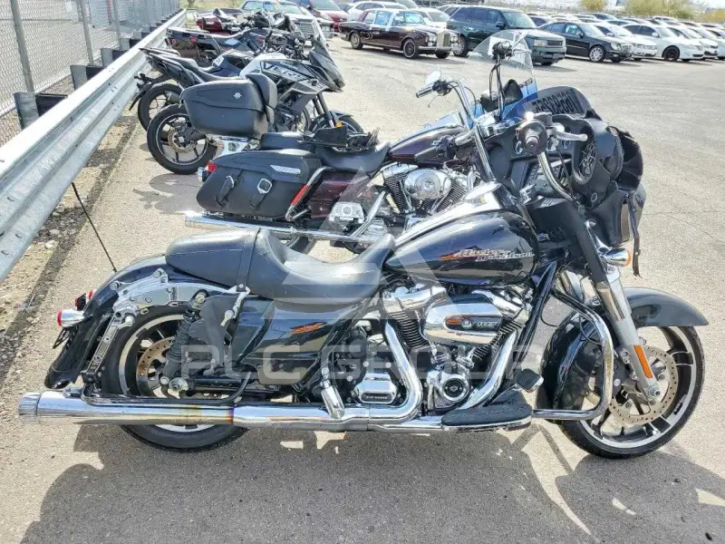 2017 Harley-Davidson FL фото