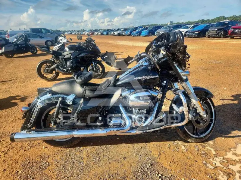 2017 Harley-Davidson FL фото