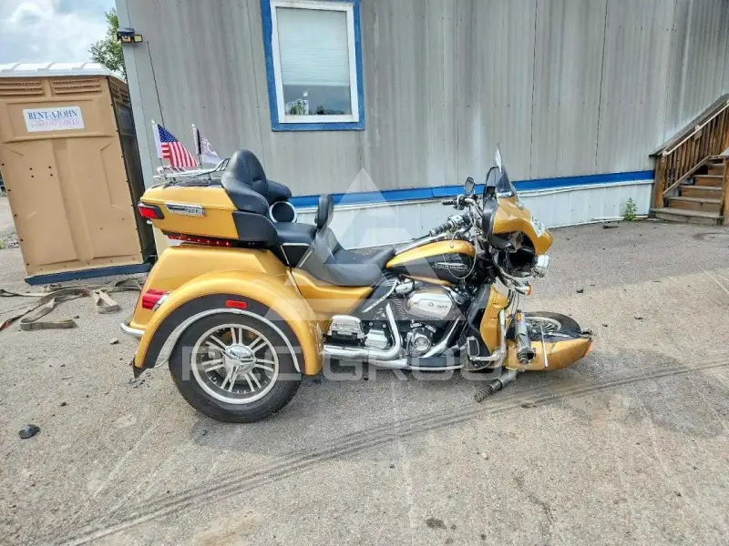 2017 Harley-Davidson FL фото