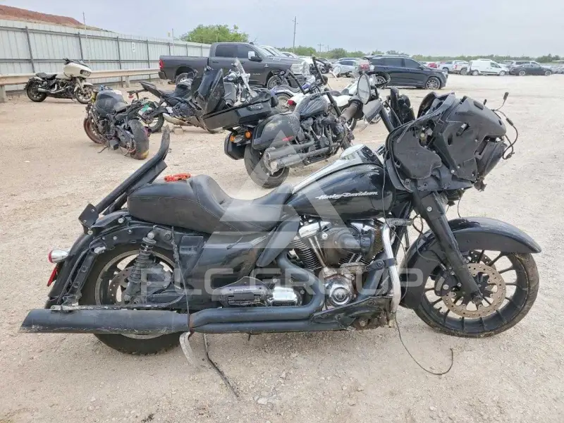 2017 Harley-Davidson FL фото