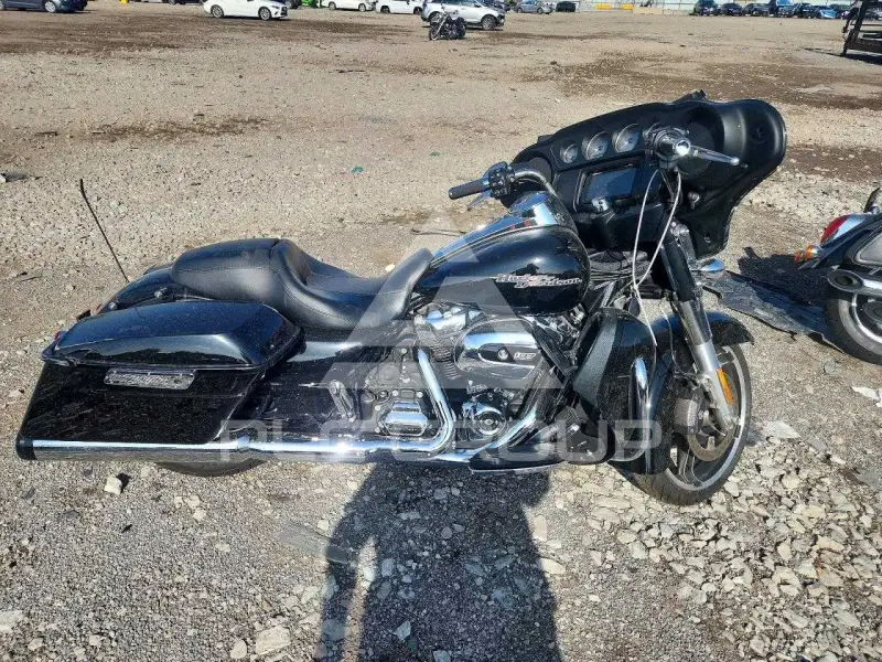 2017 Harley-Davidson FL фото
