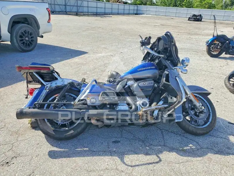 2017 Harley-Davidson FL фото