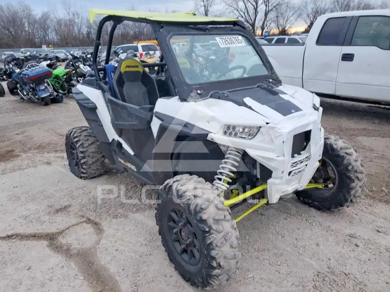 2017 Polaris Rzr фото