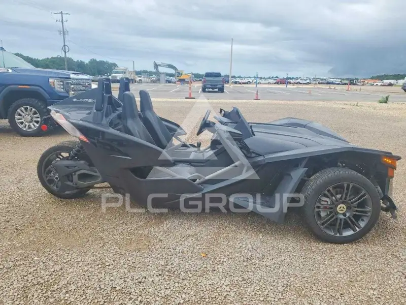 2017 Polaris Slingshot фото