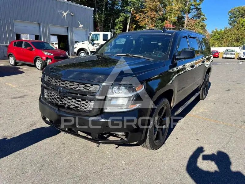 2017 Chevrolet Suburan фото