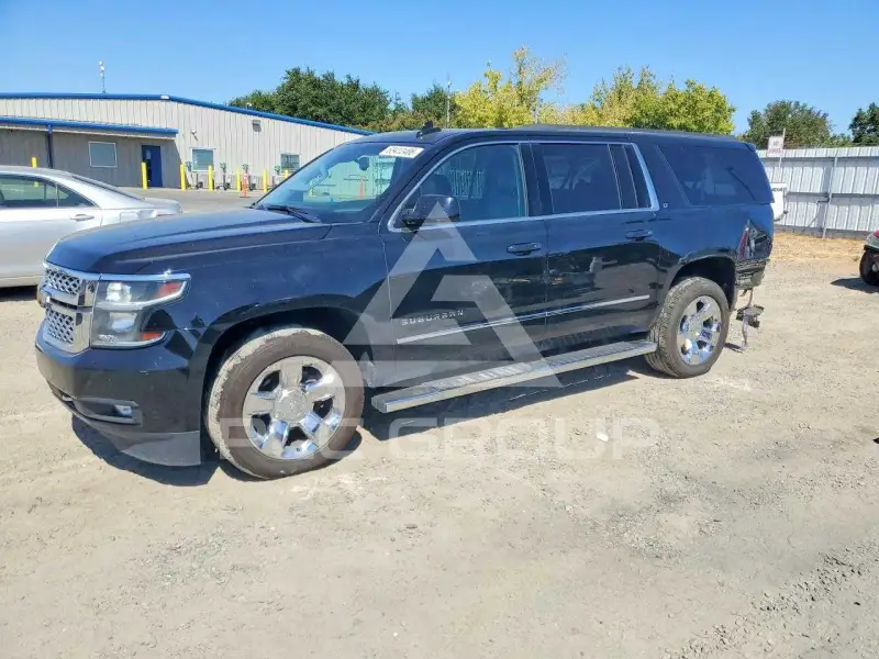 2017 Chevrolet Suburan photo