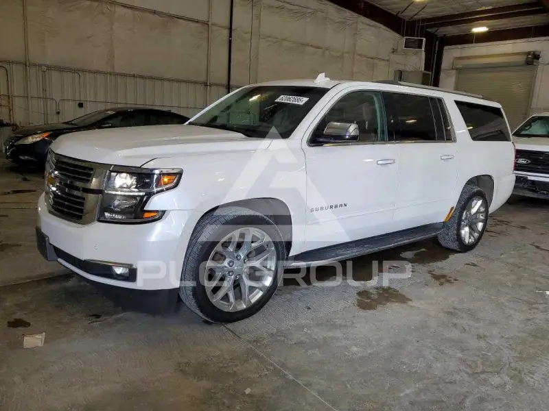 2017 Chevrolet Suburan photo