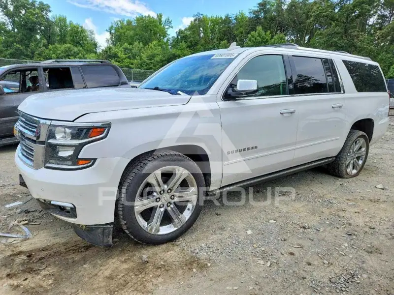 2017 Chevrolet Suburan фото