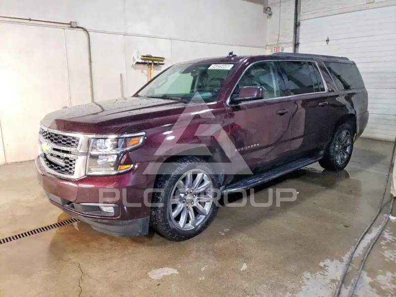 2017 Chevrolet Suburan photo