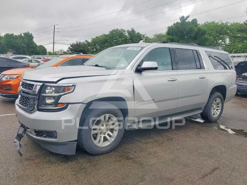 2017 Chevrolet Suburan photo