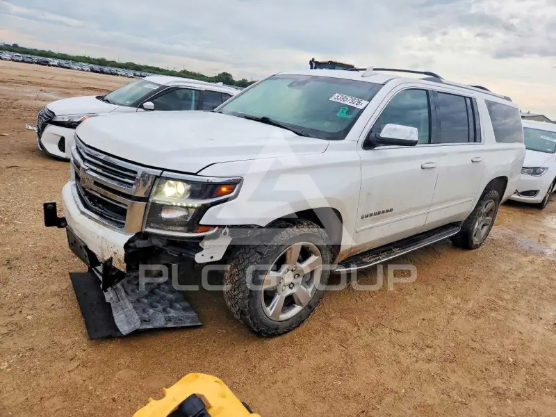 2017 Chevrolet Suburan photo